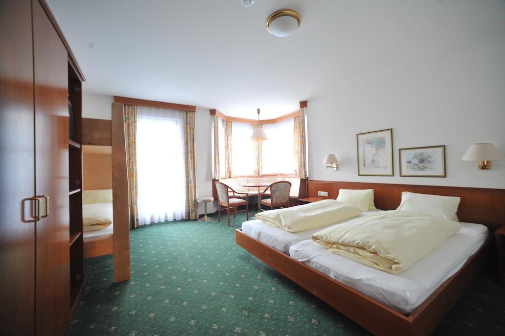 Hotel Salzburgerhof Jugend- Und 3*